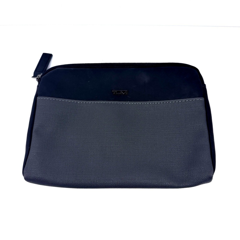 TUMI for Delta Small Grey Zip Pouch Cosmetic Travel Toiletry Bag‎